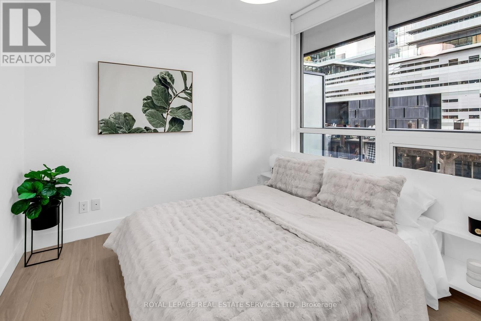 403 - 8 Mercer Street, Toronto, Ontario  M5V 0C4 - Photo 15 - C12572406