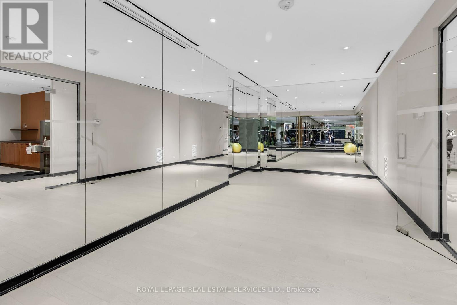 403 - 8 Mercer Street, Toronto, Ontario  M5V 0C4 - Photo 36 - C12572406