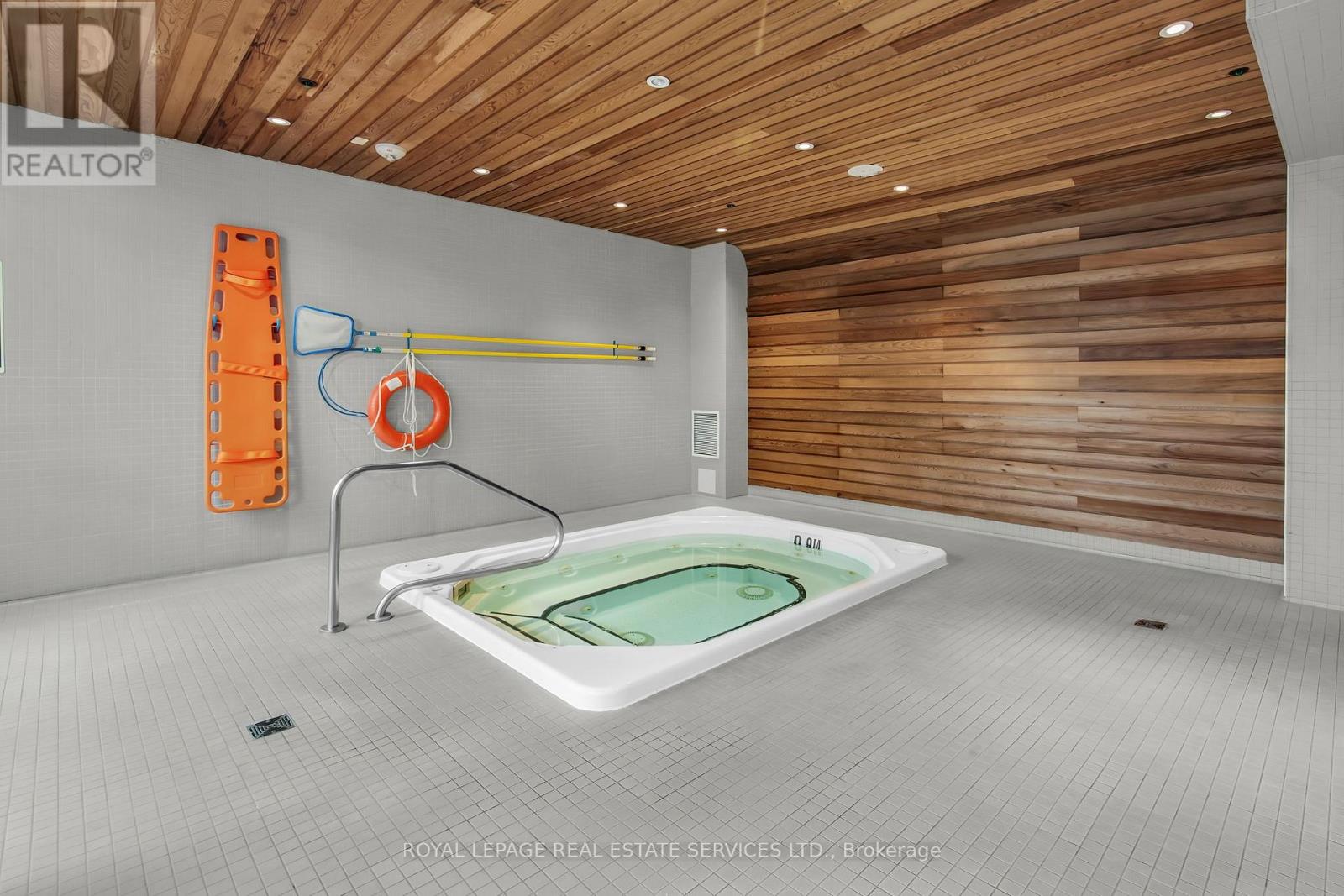 403 - 8 Mercer Street, Toronto, Ontario  M5V 0C4 - Photo 38 - C12572406