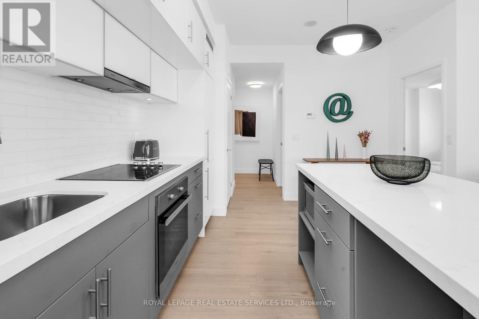 403 - 8 Mercer Street, Toronto, Ontario  M5V 0C4 - Photo 6 - C12572406