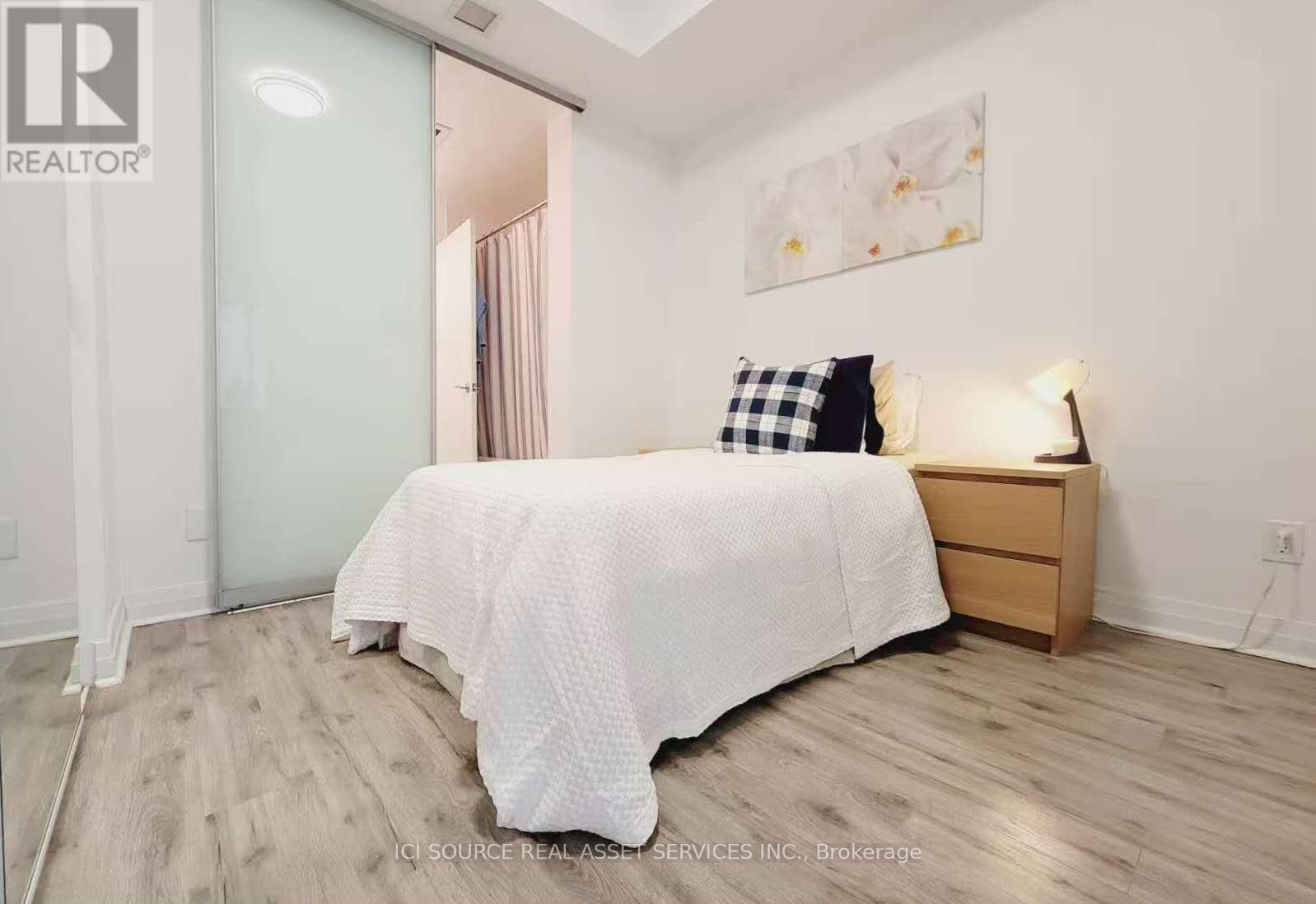 1305 - 220 Victoria Street, Toronto, Ontario  M5B 2R6 - Photo 16 - C12572436