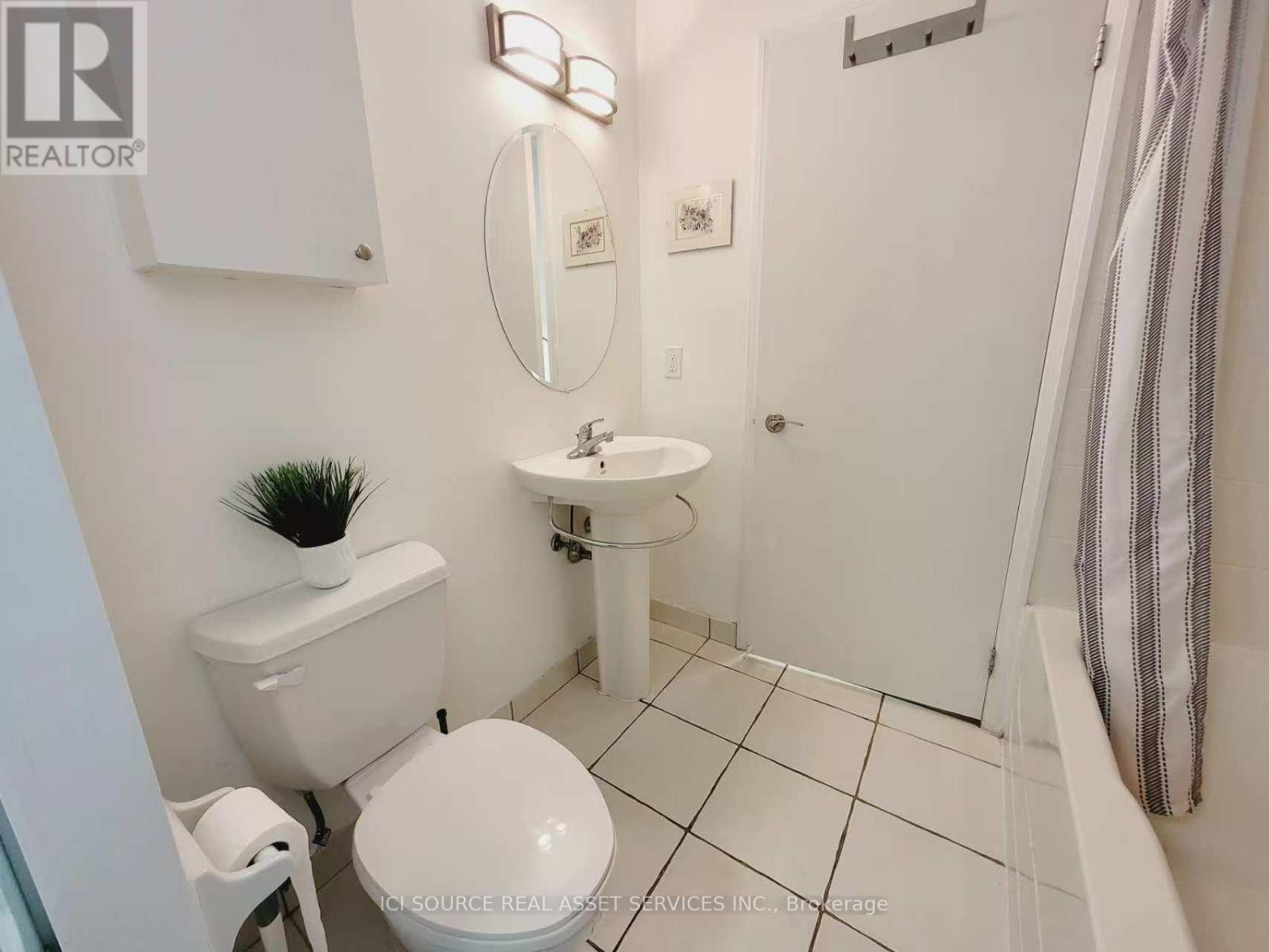 1305 - 220 Victoria Street, Toronto, Ontario  M5B 2R6 - Photo 18 - C12572436