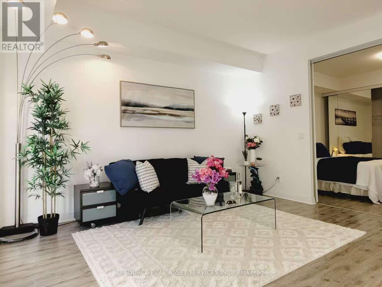 1305 - 220 Victoria Street, Toronto, Ontario  M5B 2R6 - Photo 2 - C12572436