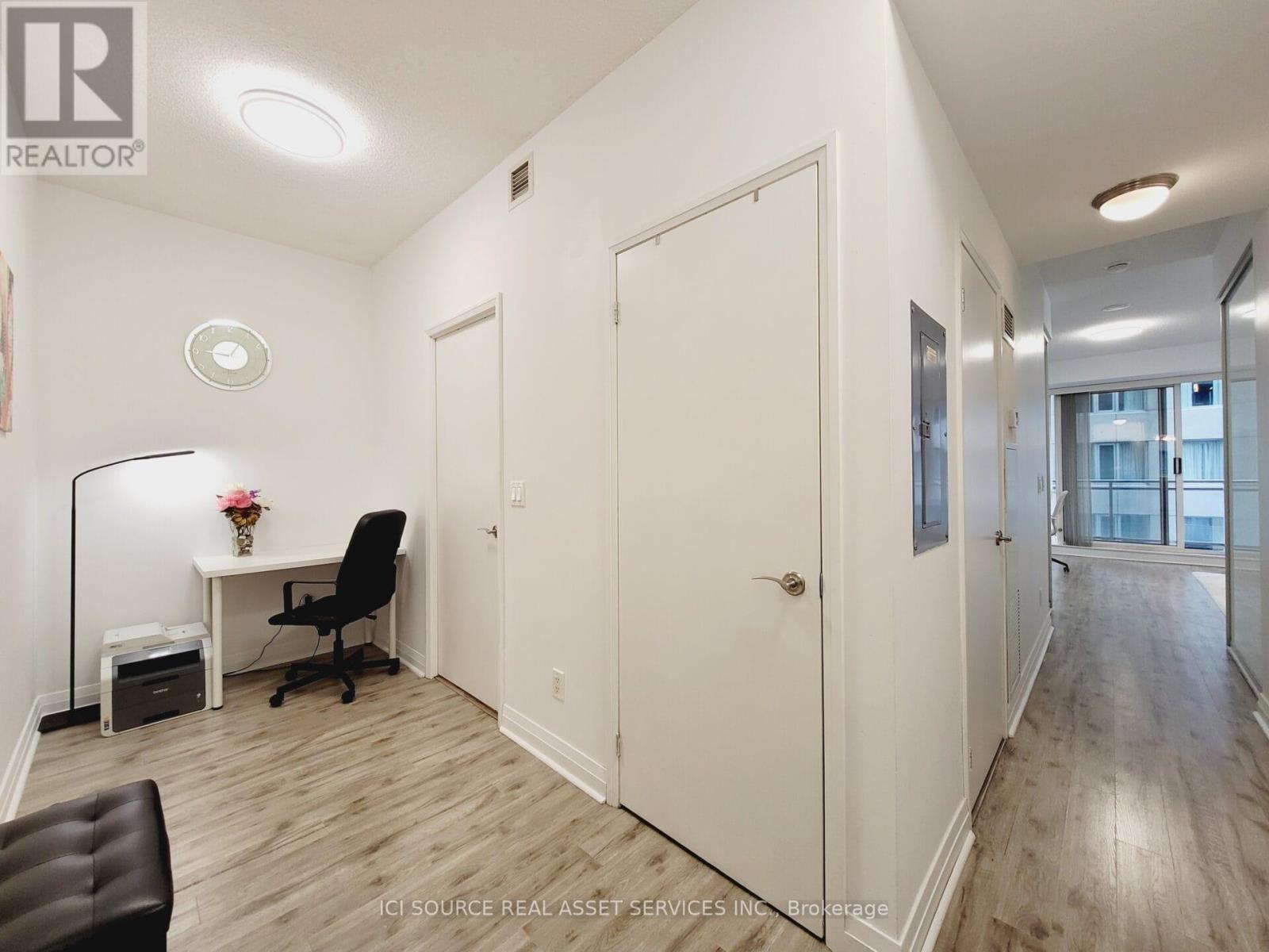 1305 - 220 Victoria Street, Toronto, Ontario  M5B 2R6 - Photo 22 - C12572436