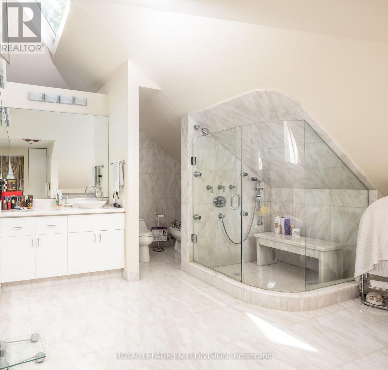 428 Russell Hill Road, Toronto, Ontario  M5P 2S3 - Photo 32 - C12572516