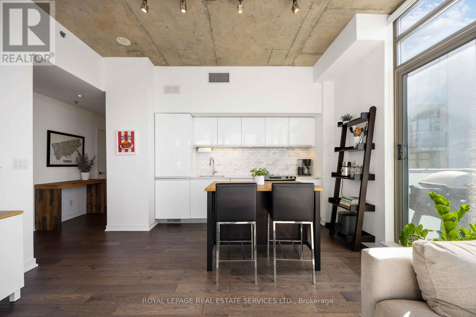 614 - 8 Gladstone Avenue, Toronto, Ontario  M6J 3K6 - Photo 15 - C12572572