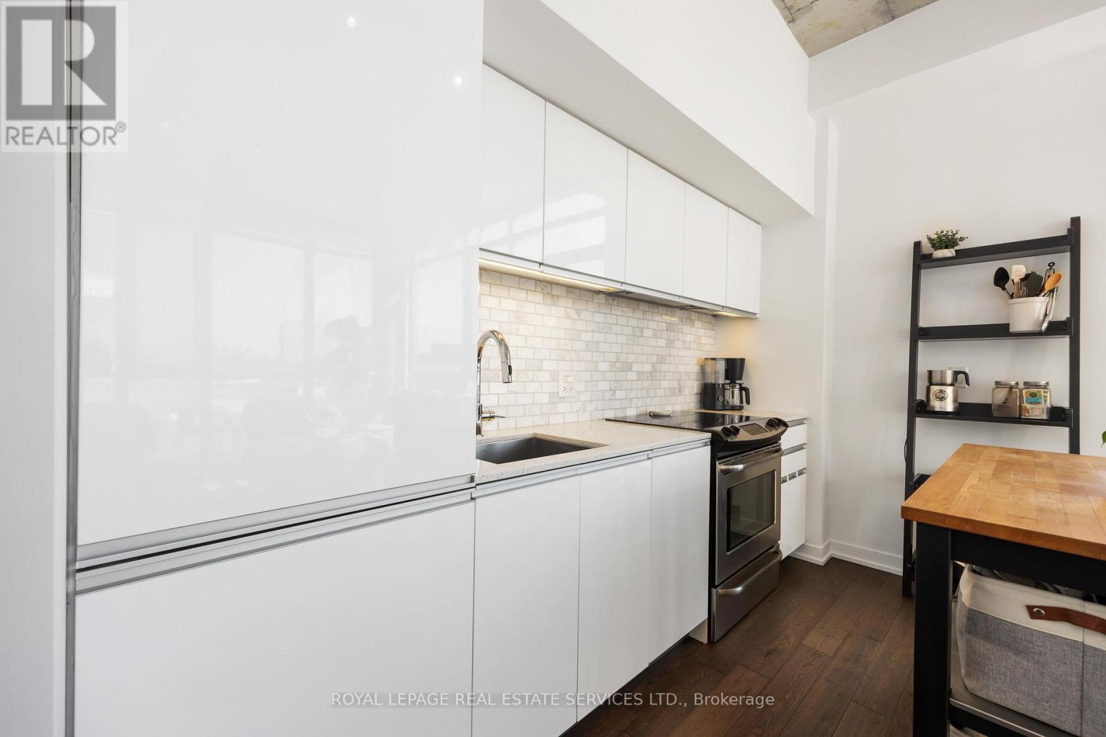 614 - 8 Gladstone Avenue, Toronto, Ontario  M6J 3K6 - Photo 17 - C12572572