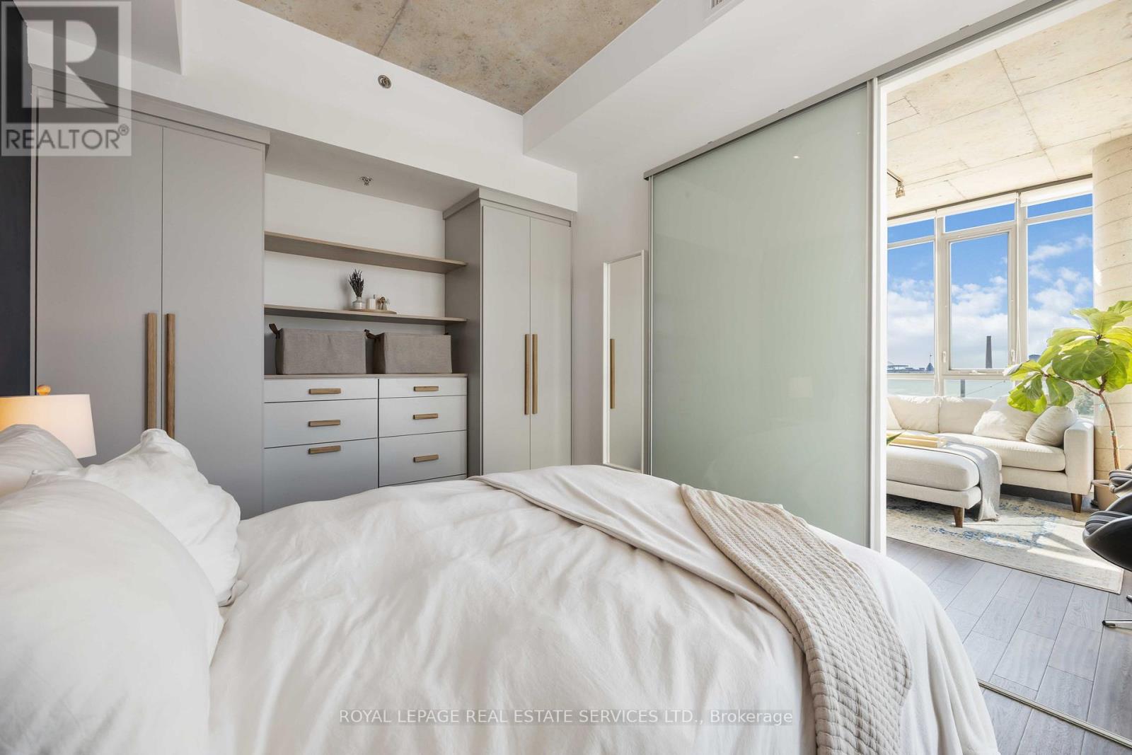 614 - 8 Gladstone Avenue, Toronto, Ontario  M6J 3K6 - Photo 22 - C12572572