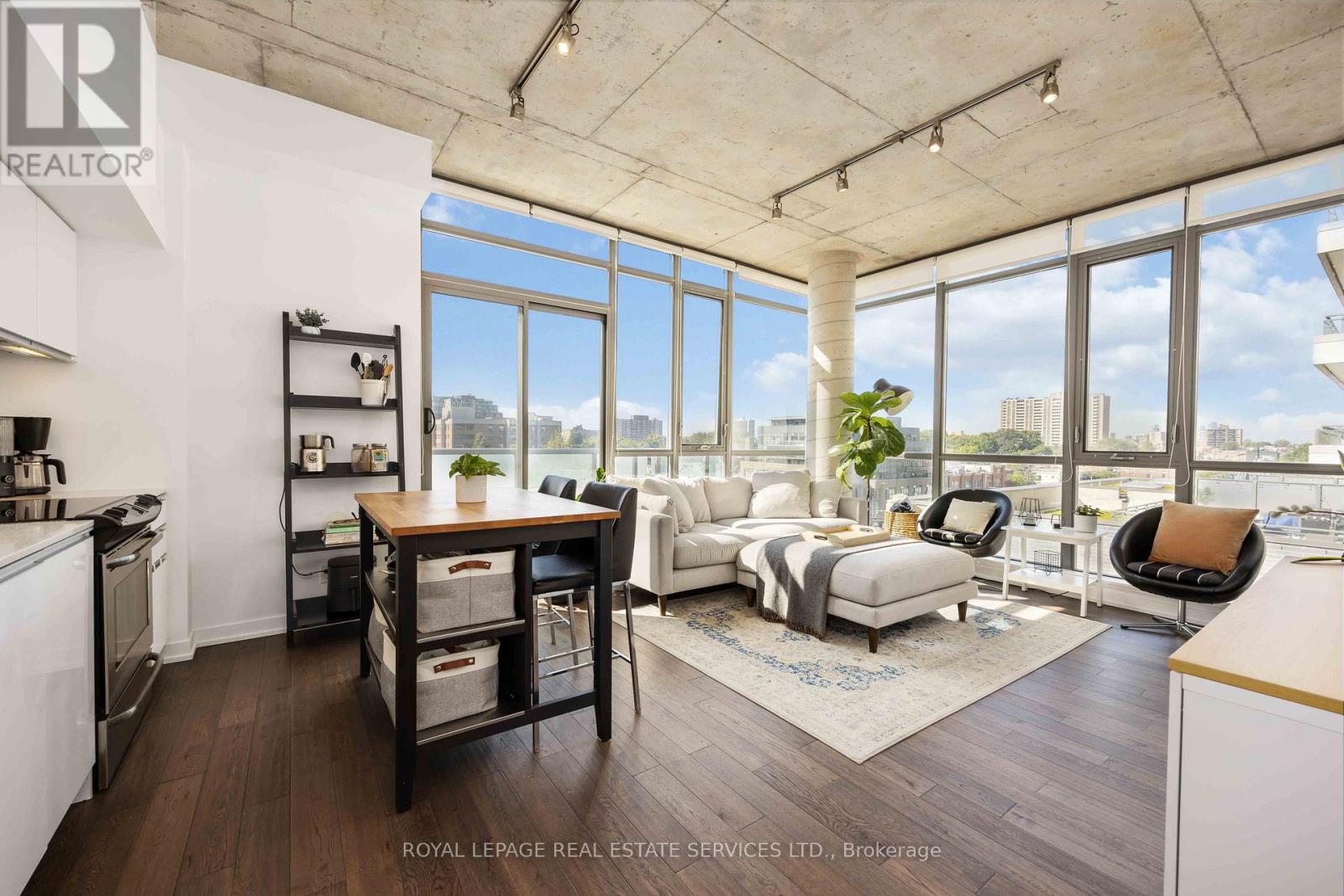 614 - 8 Gladstone Avenue, Toronto, Ontario  M6J 3K6 - Photo 8 - C12572572