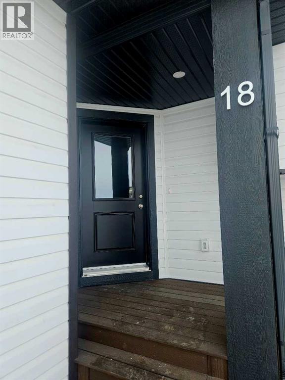 18 Tagish Avenue, Red Deer, Alberta  T4P 0Y7 - Photo 4 - A2268021
