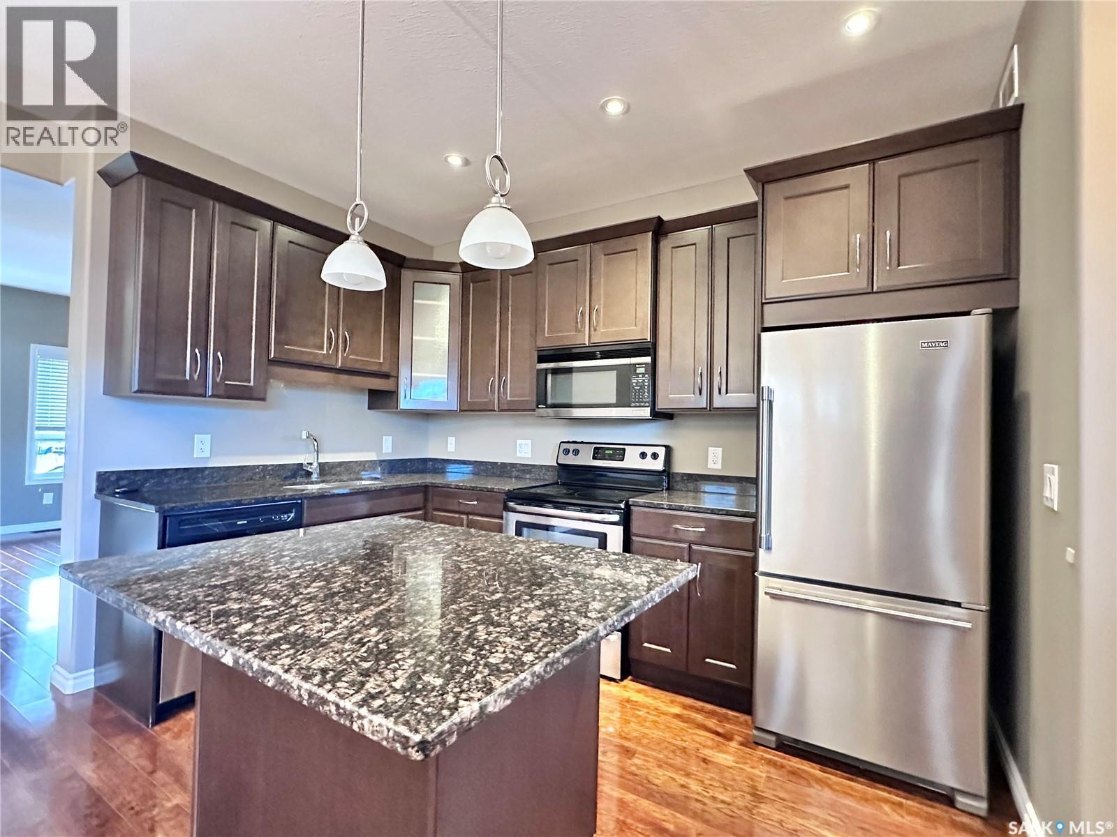 1026 Willowgrove Crescent, Saskatoon, Saskatchewan  S7W 0H7 - Photo 10 - SK024618