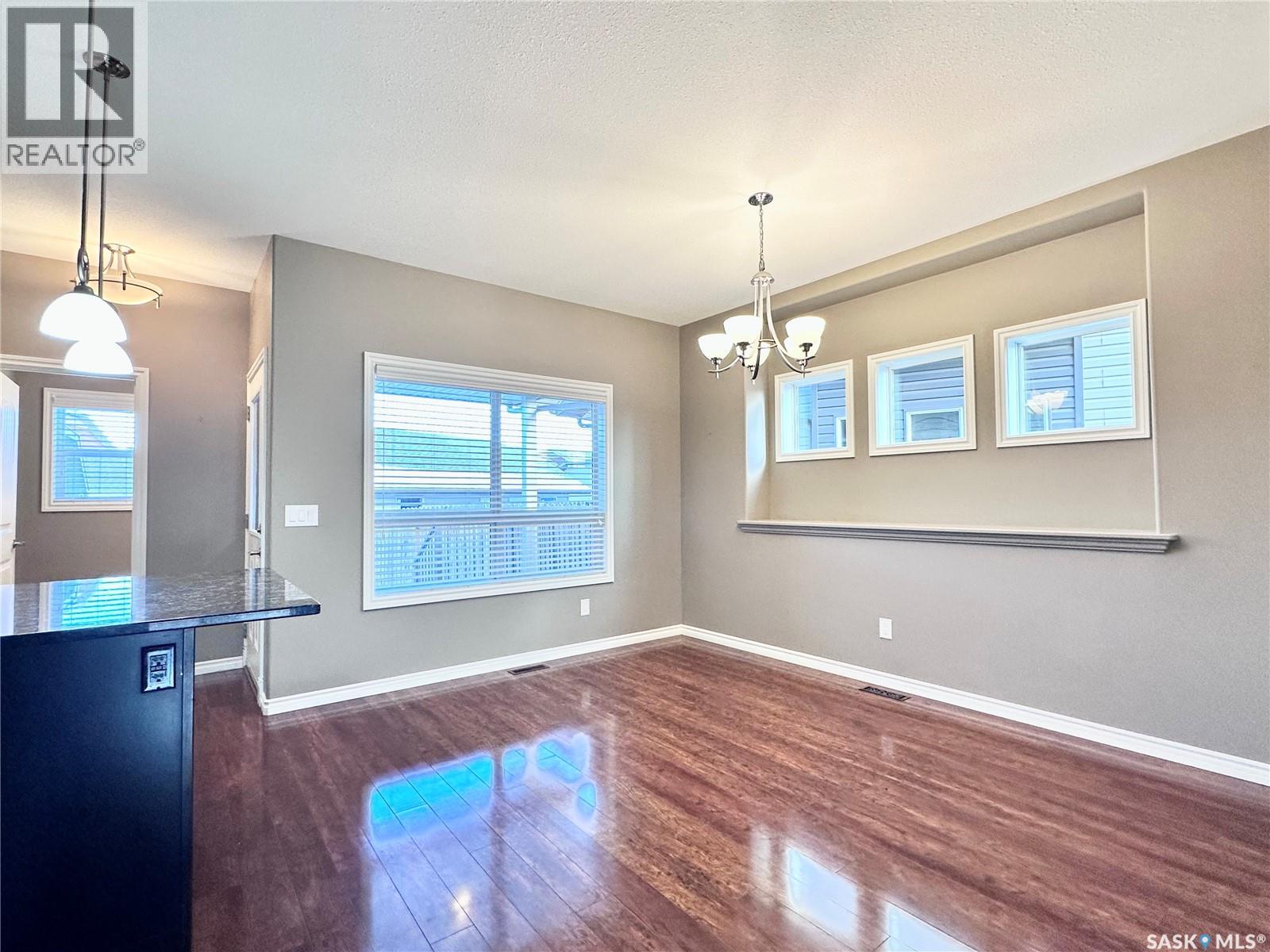 1026 Willowgrove Crescent, Saskatoon, Saskatchewan  S7W 0H7 - Photo 12 - SK024618