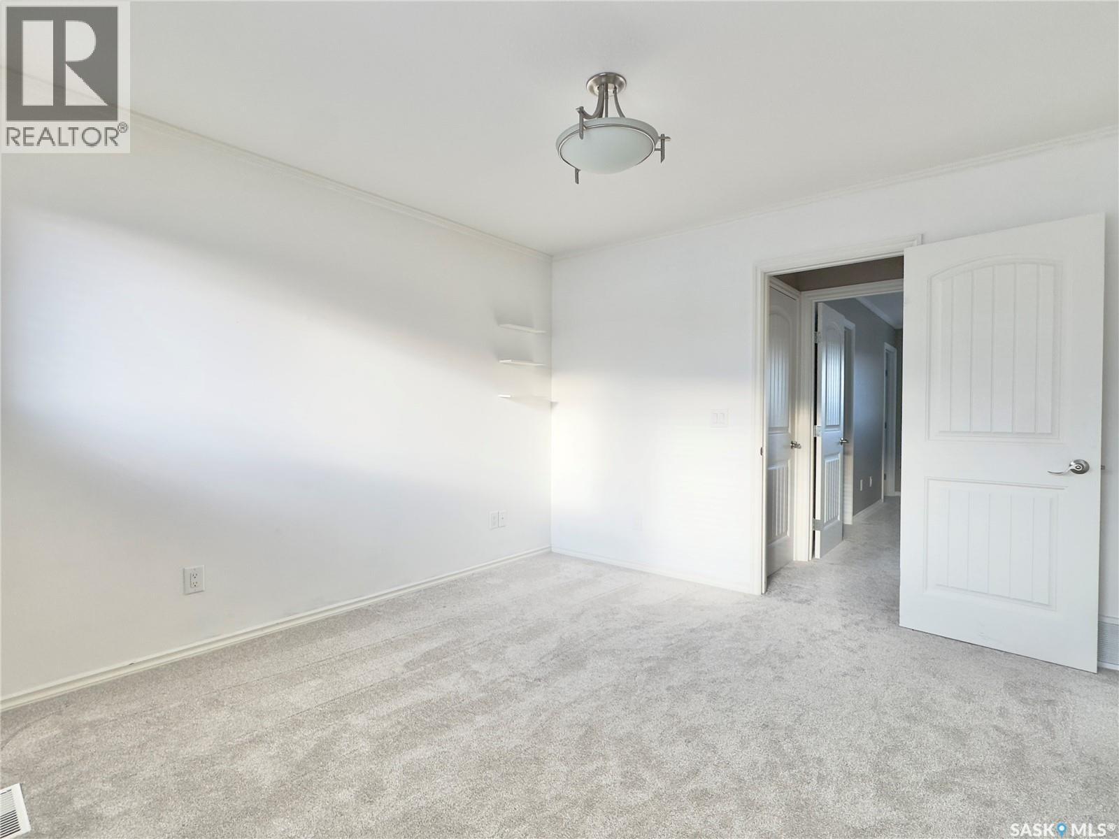 1026 Willowgrove Crescent, Saskatoon, Saskatchewan  S7W 0H7 - Photo 23 - SK024618