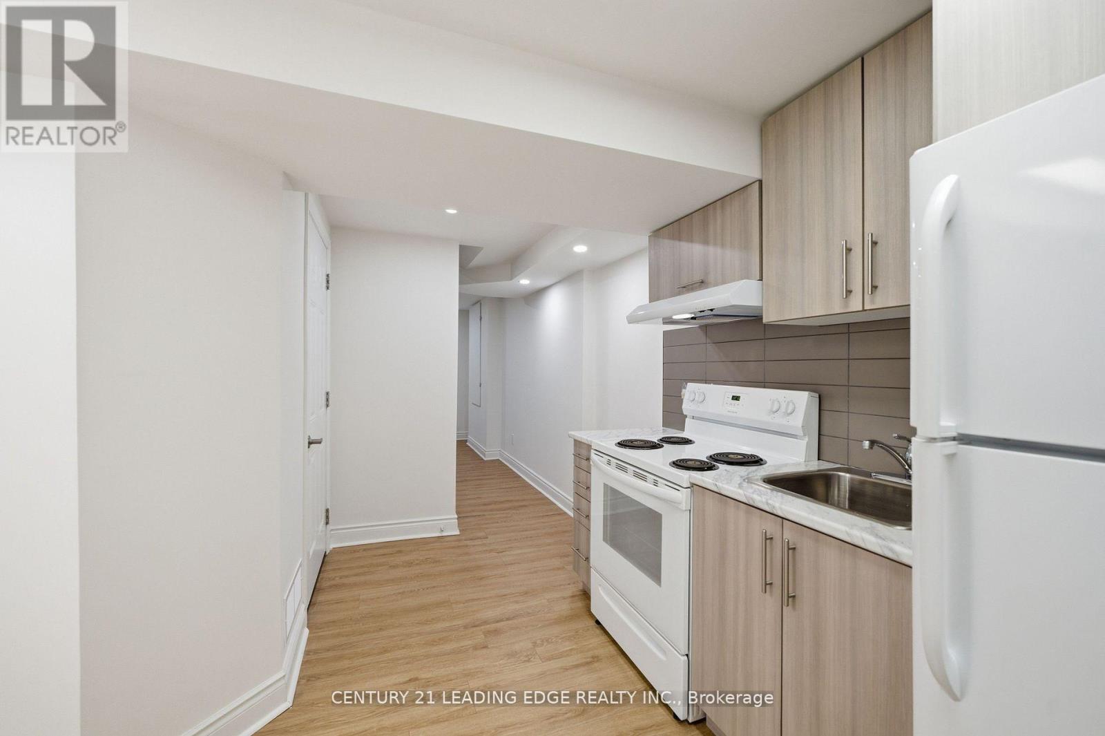 110 Holliday Drive, Whitby, Ontario  L1P 1G5 - Photo 25 - E12572426