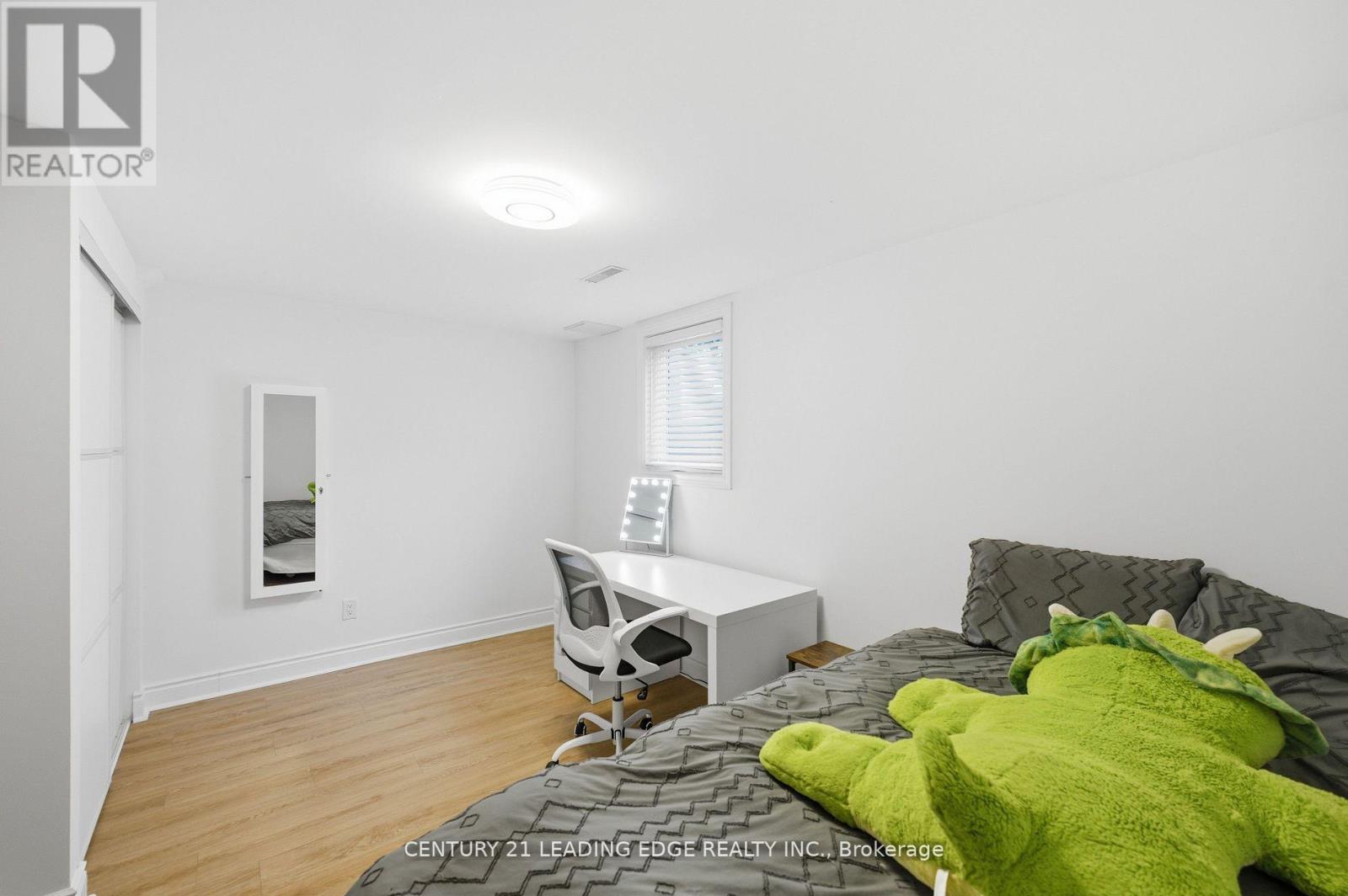 110 Holliday Drive, Whitby, Ontario  L1P 1G5 - Photo 27 - E12572426