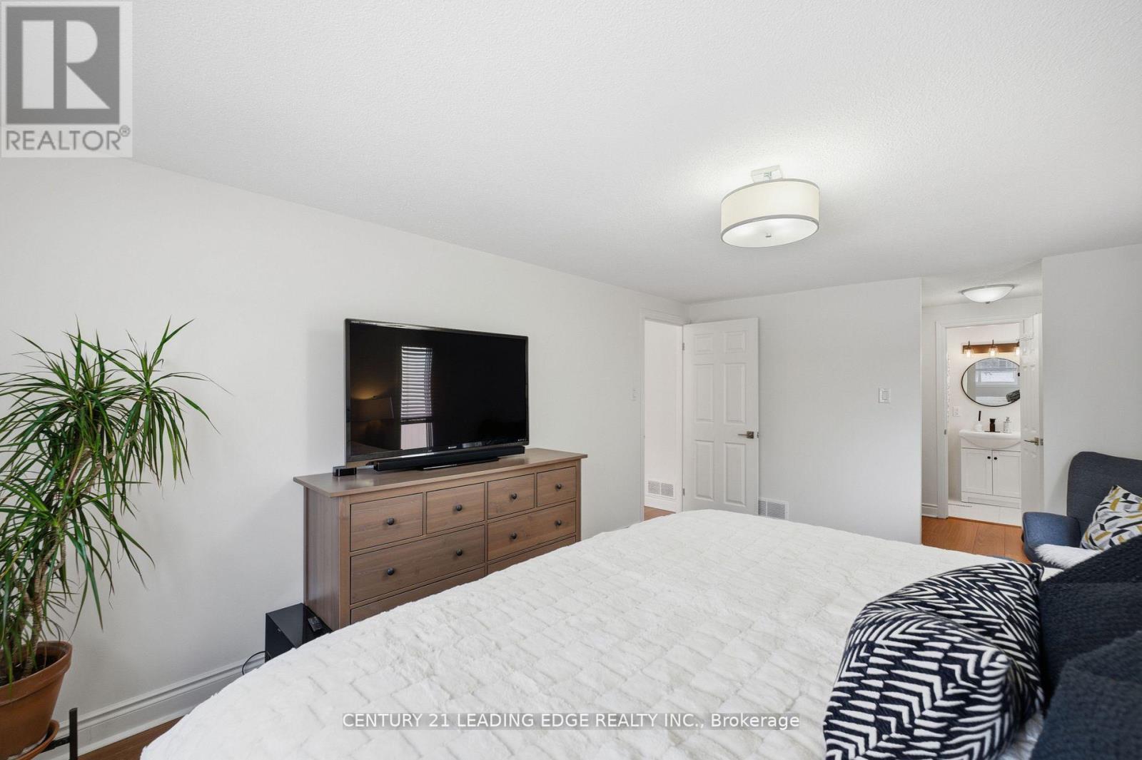 110 Holliday Drive, Whitby, Ontario  L1P 1G5 - Photo 40 - E12572426