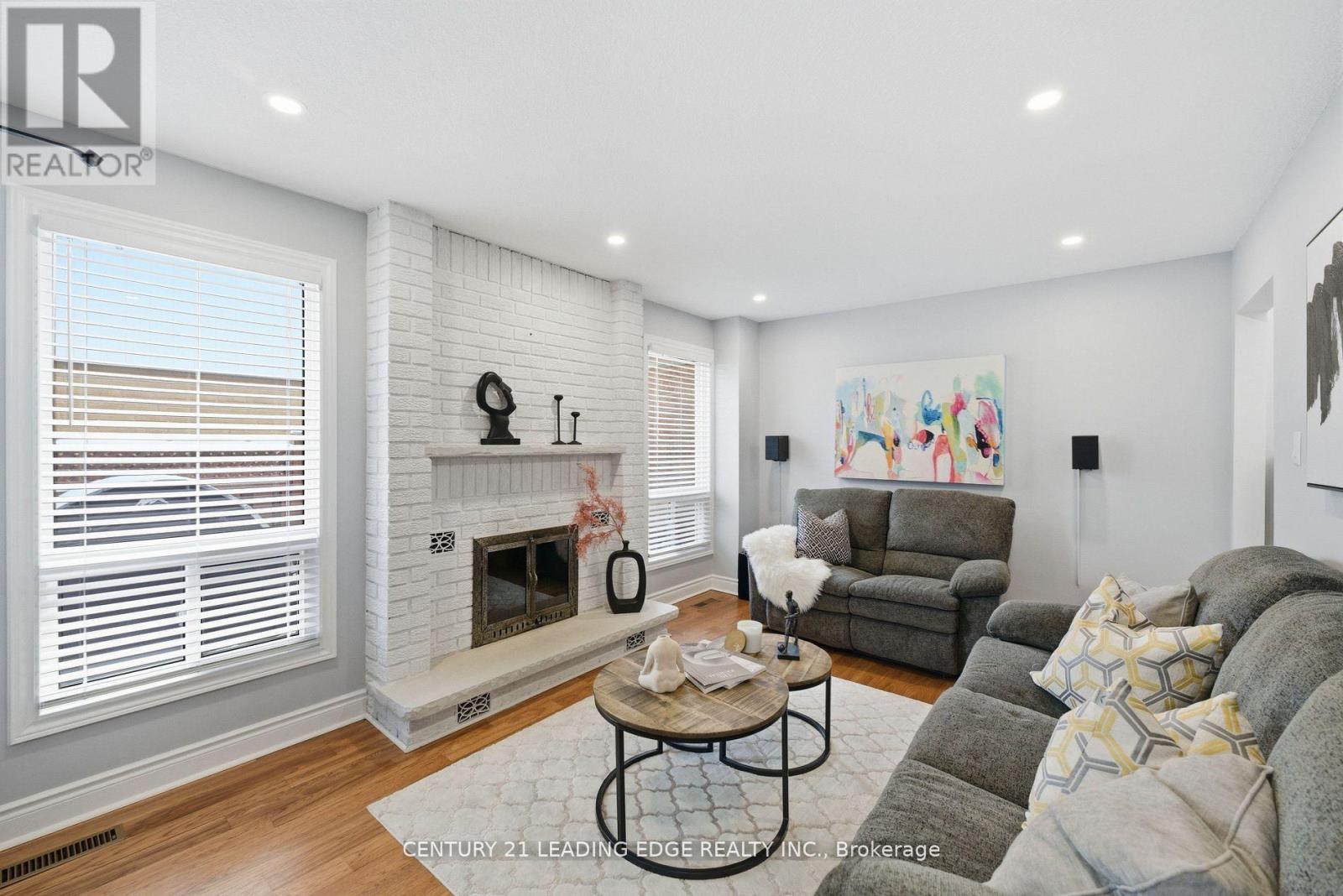 110 Holliday Drive, Whitby, Ontario  L1P 1G5 - Photo 6 - E12572426