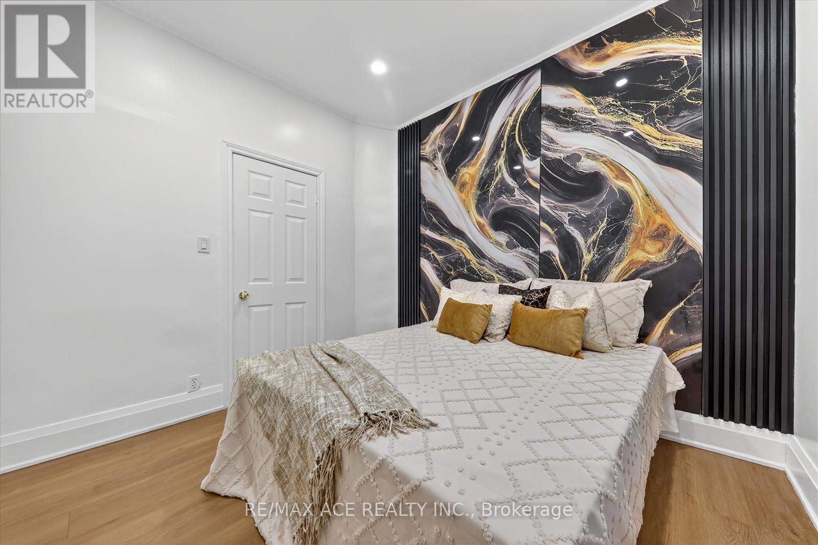 3 Macey Avenue, Toronto, Ontario  M1L 2T6 - Photo 13 - E12572450