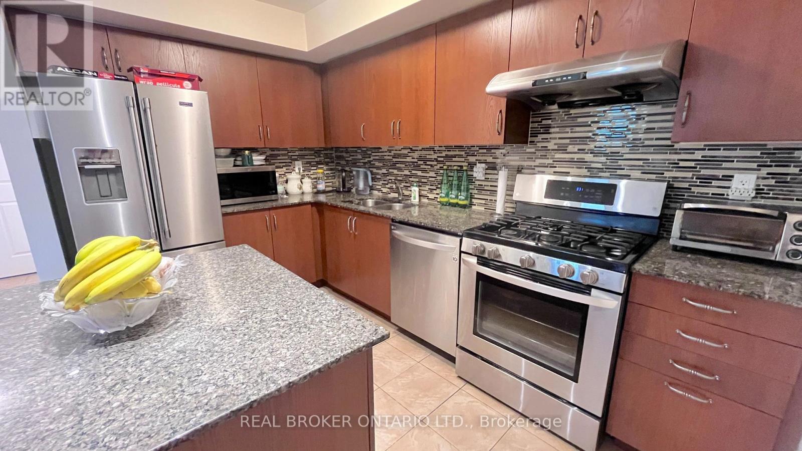 29 - 13 Eaton Park Lane, Toronto, Ontario  M1W 0A5 - Photo 4 - E12572462