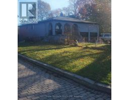 33 HOMESTEAD ROAD, Toronto, Ontario