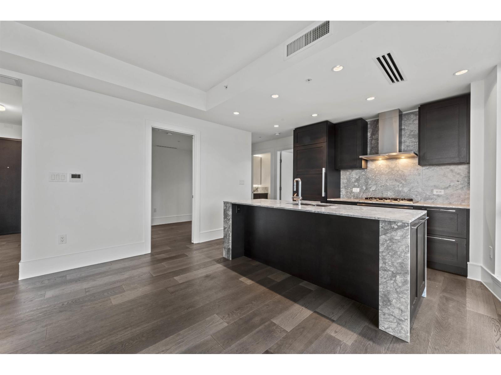 803 1501 Foster Street, White Rock, British Columbia  V4B 0C3 - Photo 3 - R3069611