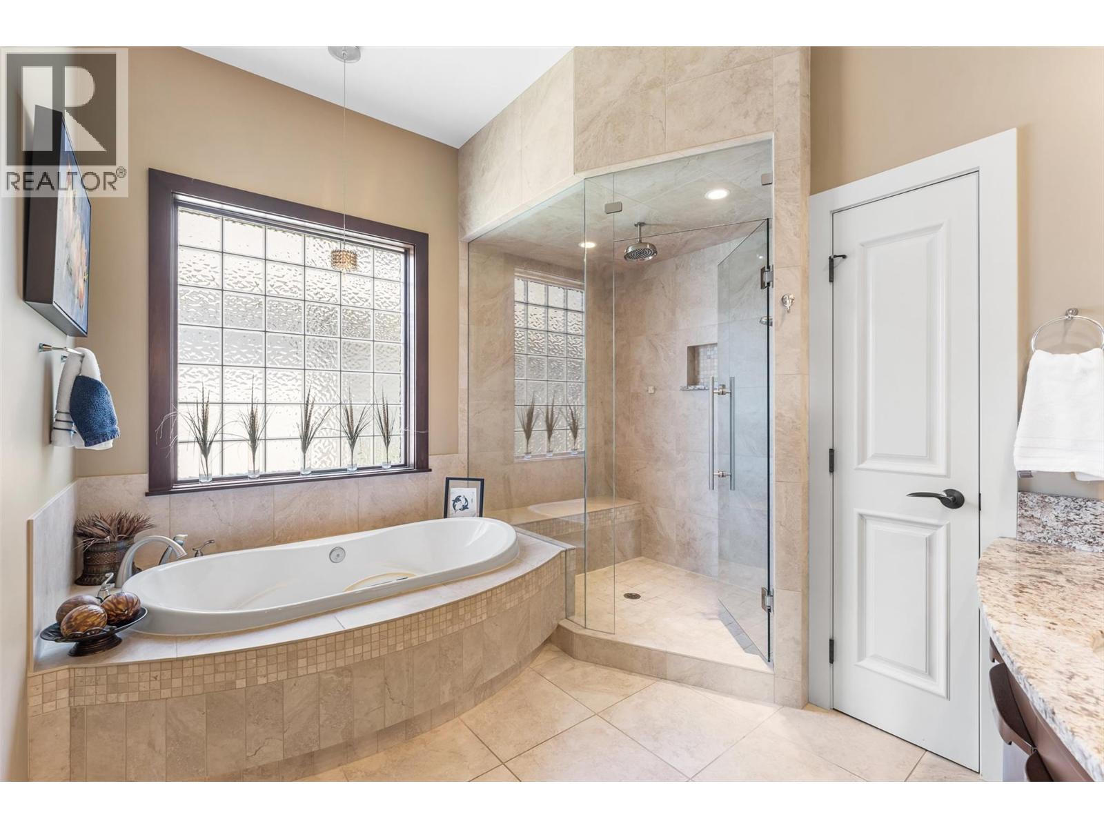 734 Marin Crescent, Kelowna, British Columbia  V1W 5C8 - Photo 33 - 10369802