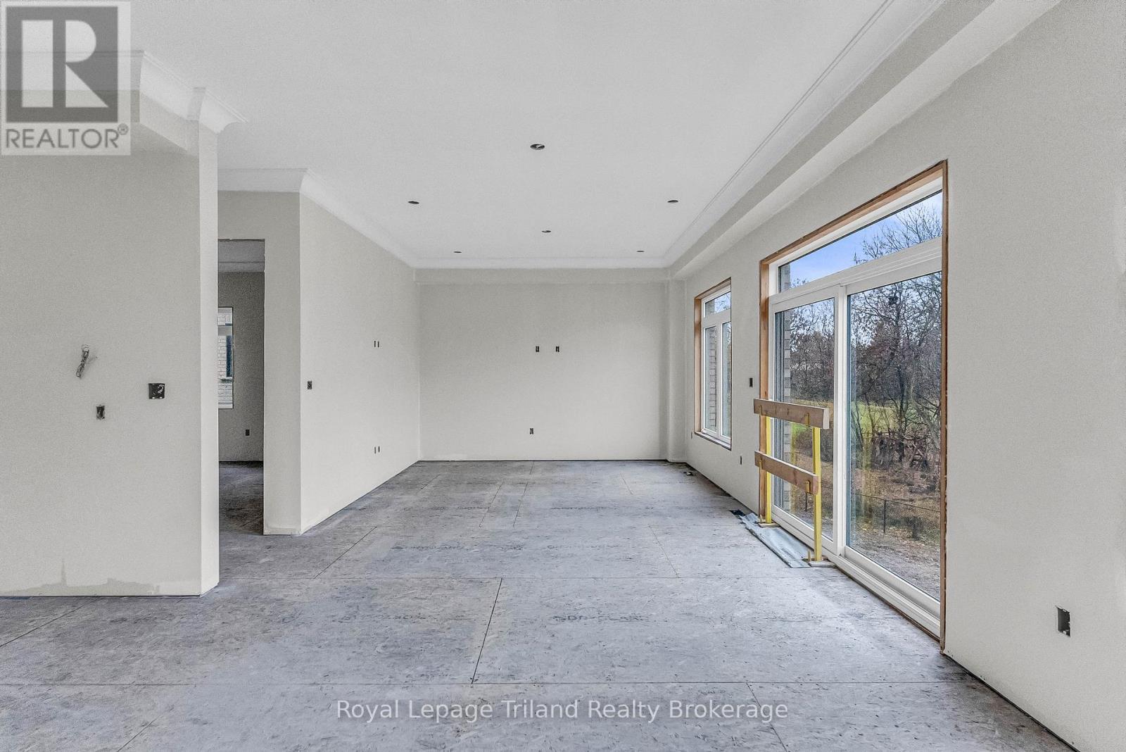 1242 Caen Avenue, Woodstock, Ontario  N4T 0J4 - Photo 6 - X12555688