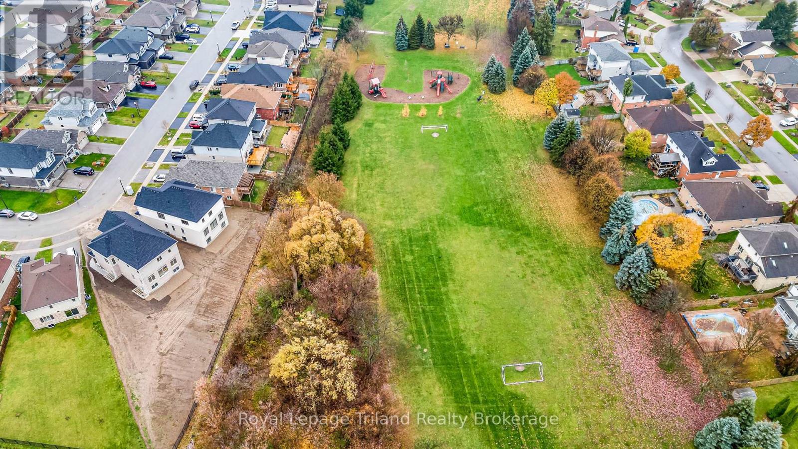 1242 Caen Avenue, Woodstock, Ontario  N4T 0J4 - Photo 12 - X12555688