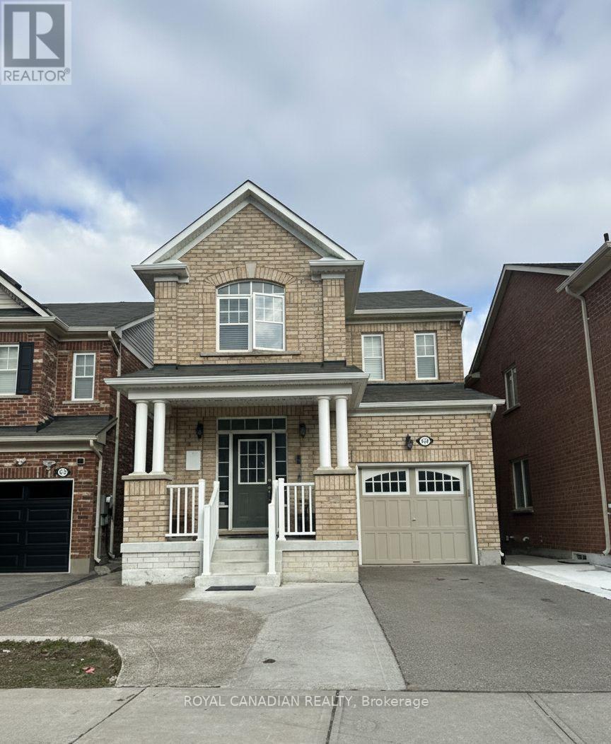 UPPER - 124 TYSONVILLE CIRCLE, Brampton, Ontario