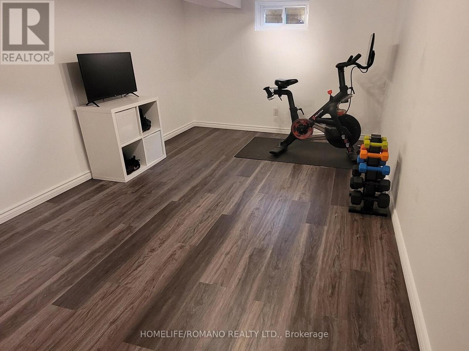 686 Irwin Crescent, Newmarket, Ontario  L3Y 5A2 - Photo 12 - N12572504