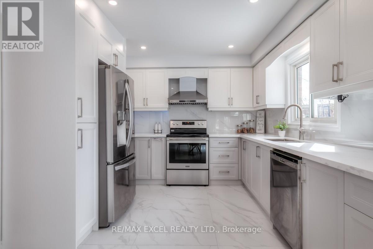 310 Raymerville Drive, Markham, Ontario  L3P 6N9 - Photo 14 - N12572510