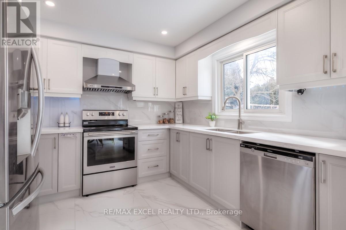 310 Raymerville Drive, Markham, Ontario  L3P 6N9 - Photo 15 - N12572510