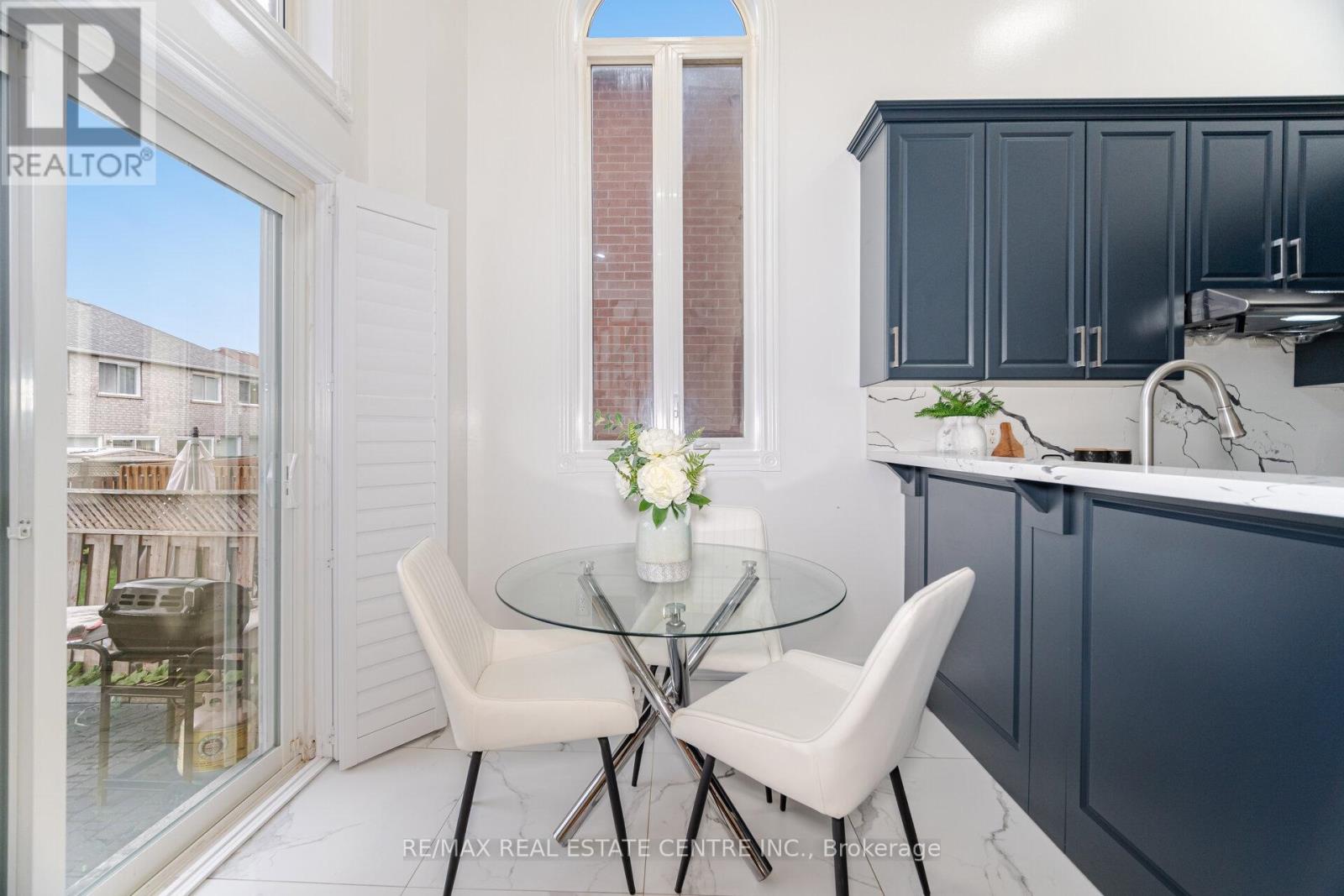 24 Futura Avenue, Richmond Hill, Ontario  L4S 1V2 - Photo 11 - N12572584