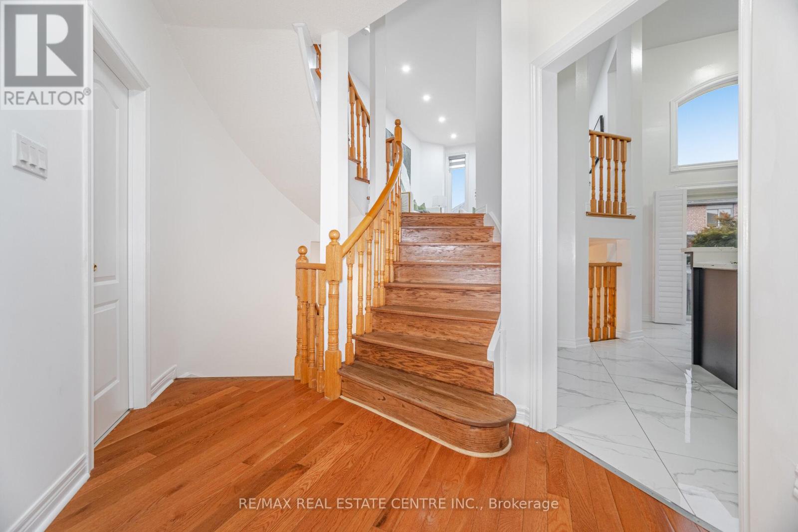 24 Futura Avenue, Richmond Hill, Ontario  L4S 1V2 - Photo 12 - N12572584