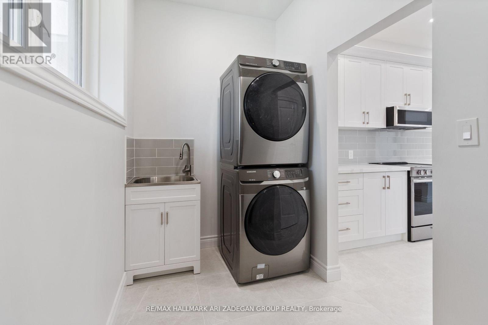 B - 177 The Queensway S, Georgina, Ontario  L4P 2A3 - Photo 22 - N12572586