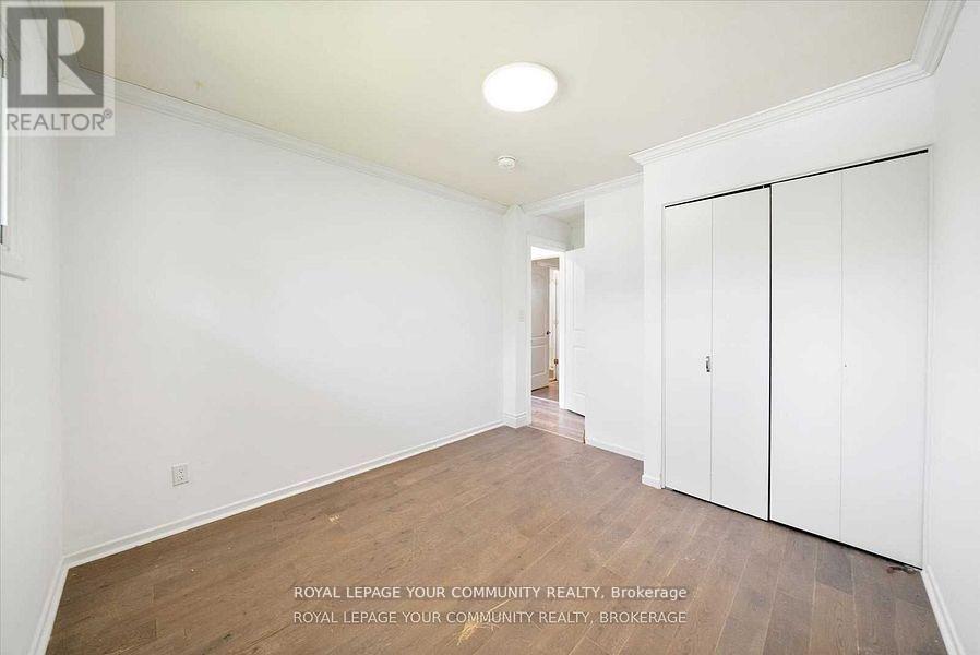 Upper - 93 Westmount Drive S, Orillia, Ontario L3V 6E2 - Photo 14 - S12572390