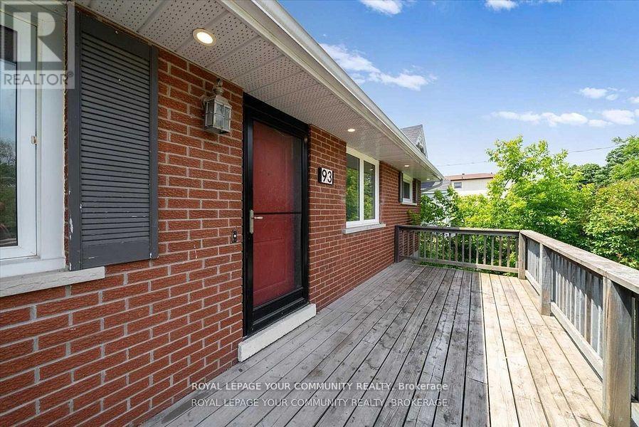 Upper - 93 Westmount Drive S, Orillia, Ontario L3V 6E2 - Photo 2 - S12572390