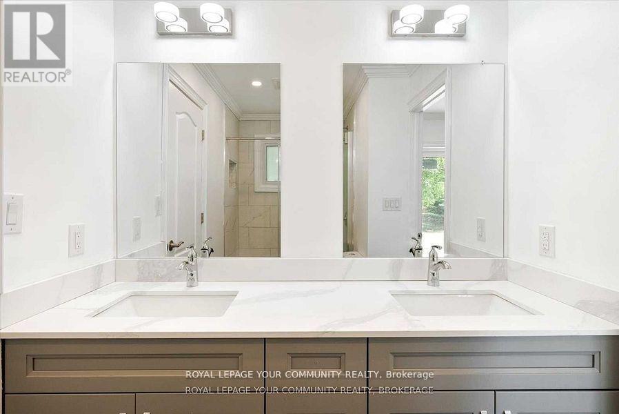 Upper - 93 Westmount Drive S, Orillia, Ontario L3V 6E2 - Photo 9 - S12572390