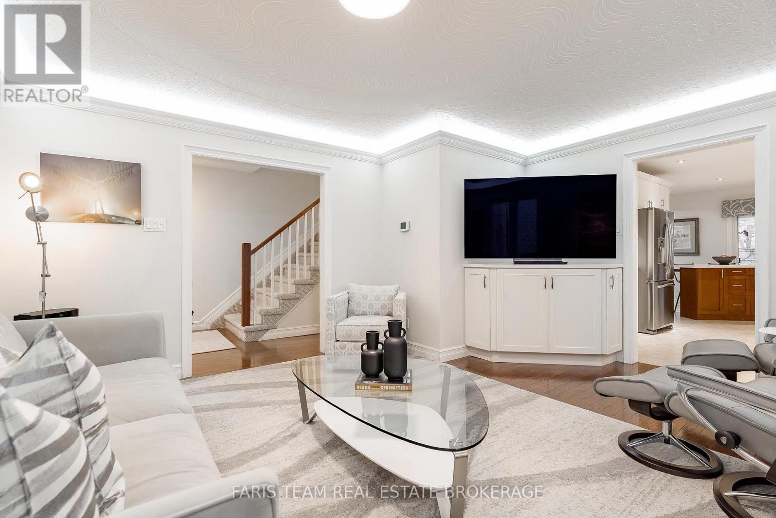 40 Orwell Crescent, Barrie (Letitia Heights), Ontario L4N 6M6 - Photo 21 - S12572522