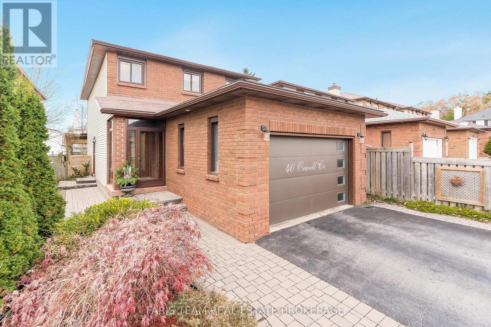 40 Orwell Crescent, Barrie (Letitia Heights), Ontario  L4N 6M6 - Photo 5 - S12572522