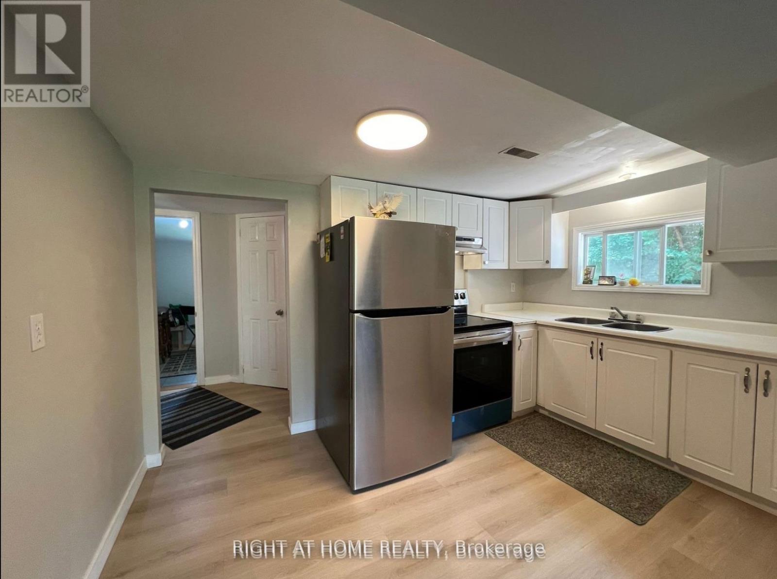 34 Broadview Street, Collingwood, Ontario  L9Y 0X2 - Photo 6 - S12572582