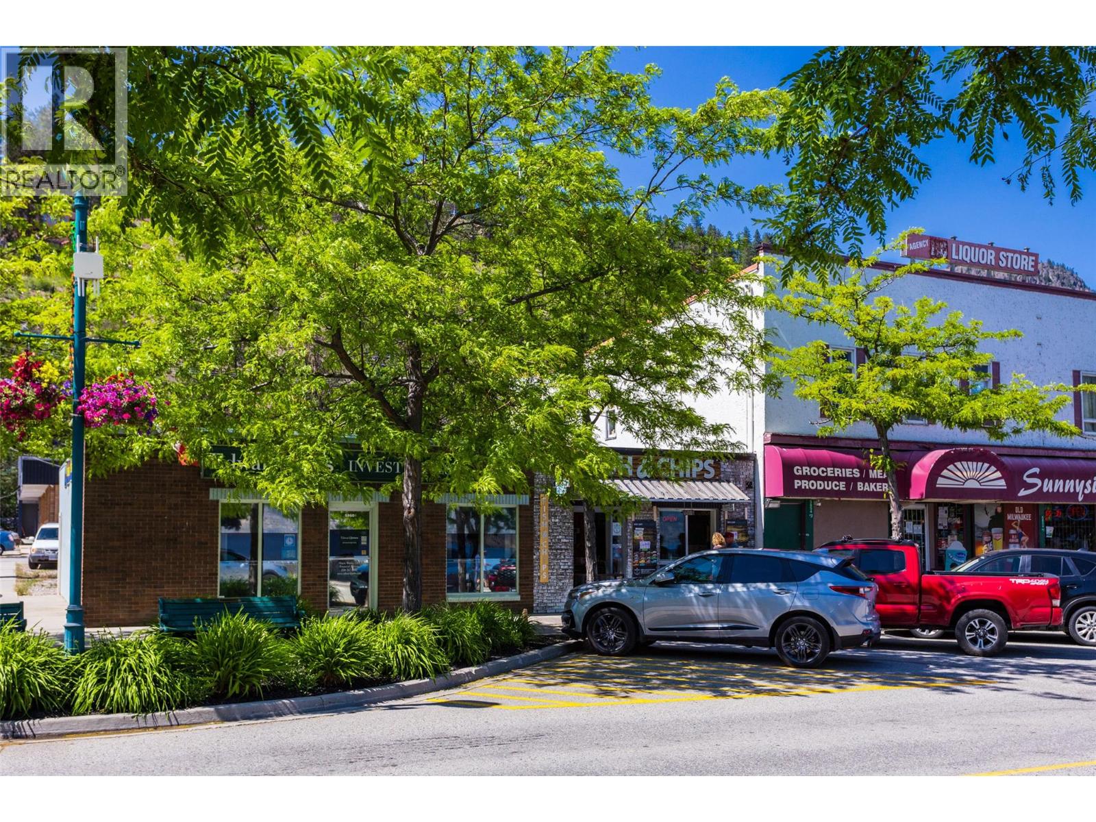 5860 Beach Avenue, Peachland, British Columbia  V0H 1X7 - Photo 4 - 10369895