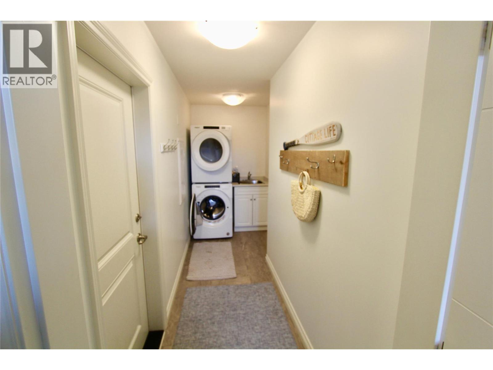 2450 Radio Tower Road Unit# 4, Oliver, British Columbia V0H 1T1 - Photo 11 - 10369637