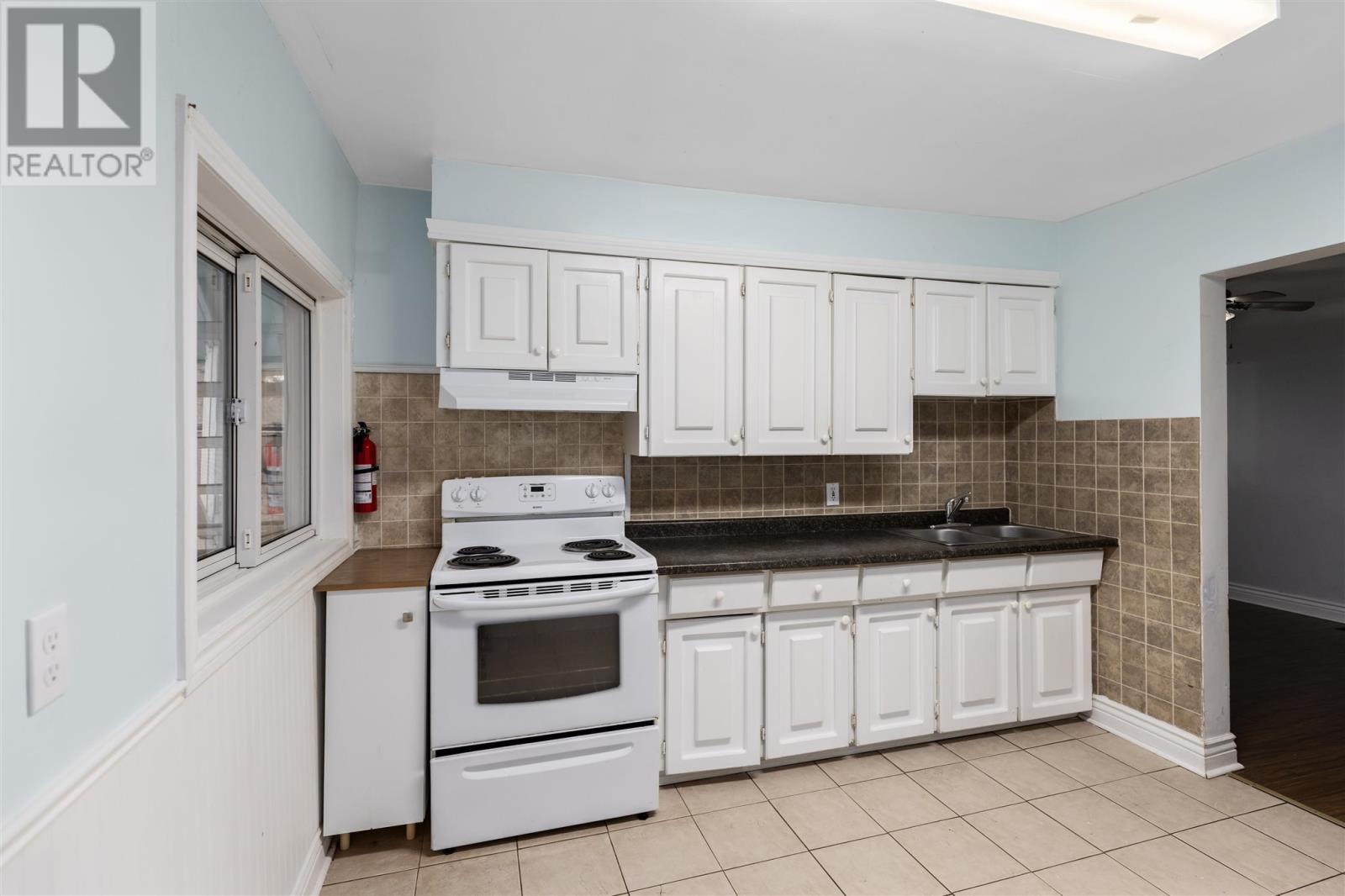 326 Farwell Ter, Sault Ste. Marie, Ontario  P6C 4B5 - Photo 5 - SM253336