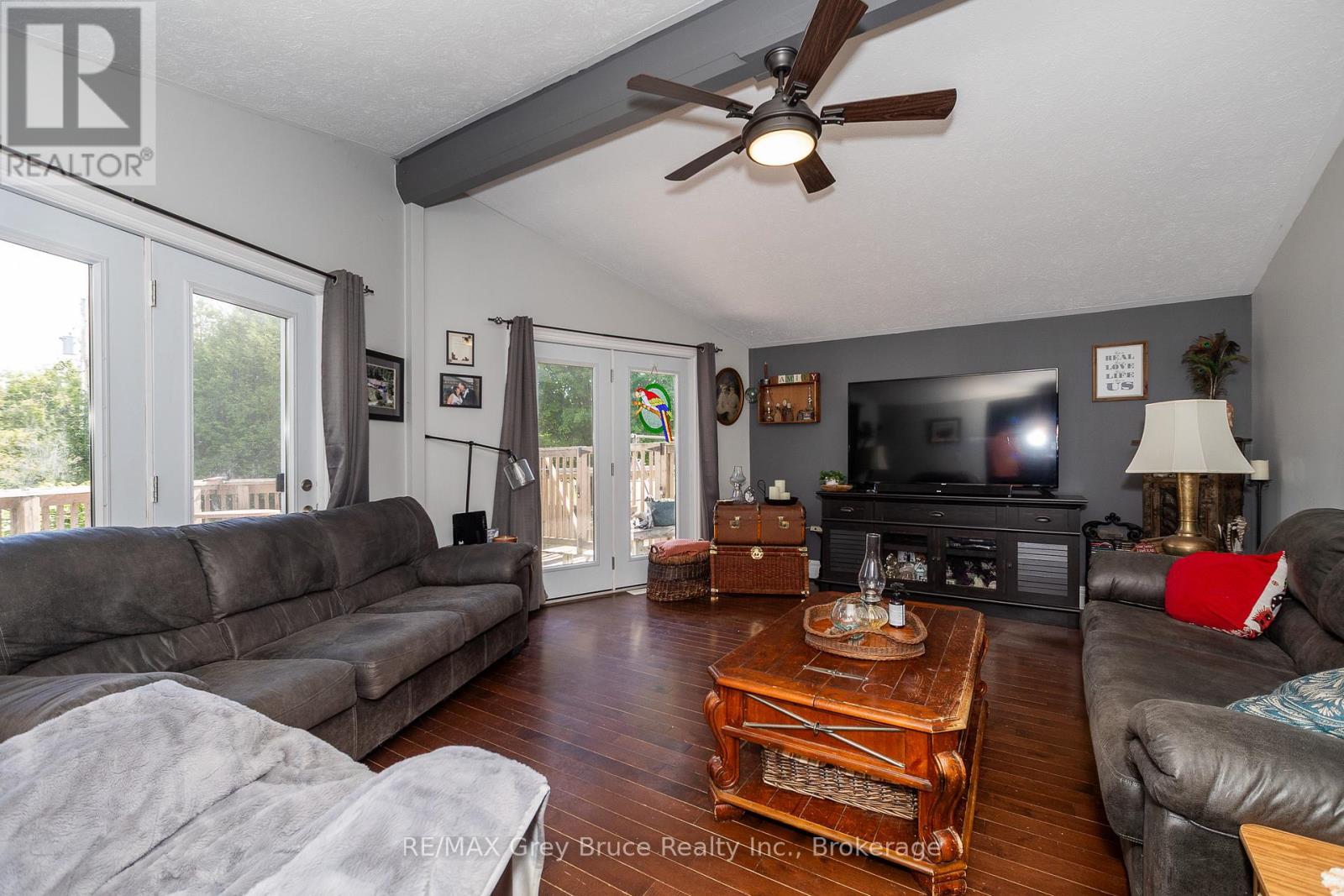 201 Division Street, Georgian Bluffs, Ontario  N0H 2K0 - Photo 20 - X12360870