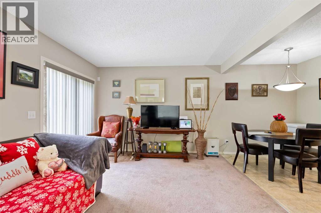90 Panatella Villas Nw, Calgary, Alberta  T3K 0G6 - Photo 6 - A2235847