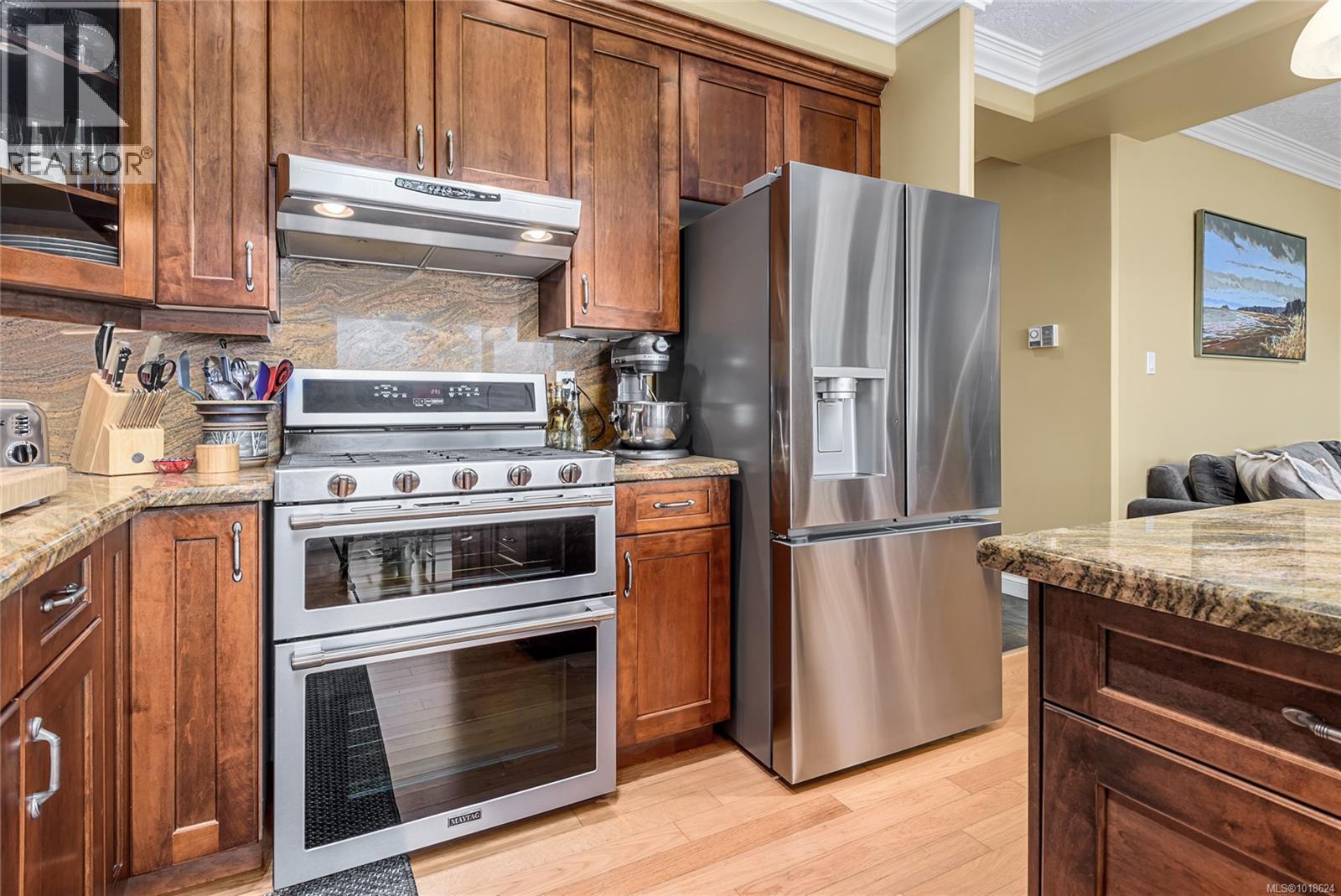 232 3666 Royal Vista Way, Courtenay, British Columbia  V9N 9X8 - Photo 7 - 1018624