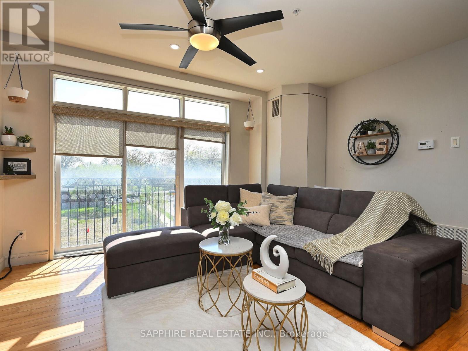 302 - 459 Kerr Street, Oakville, Ontario  L6K 3C2 - Photo 12 - W12572408