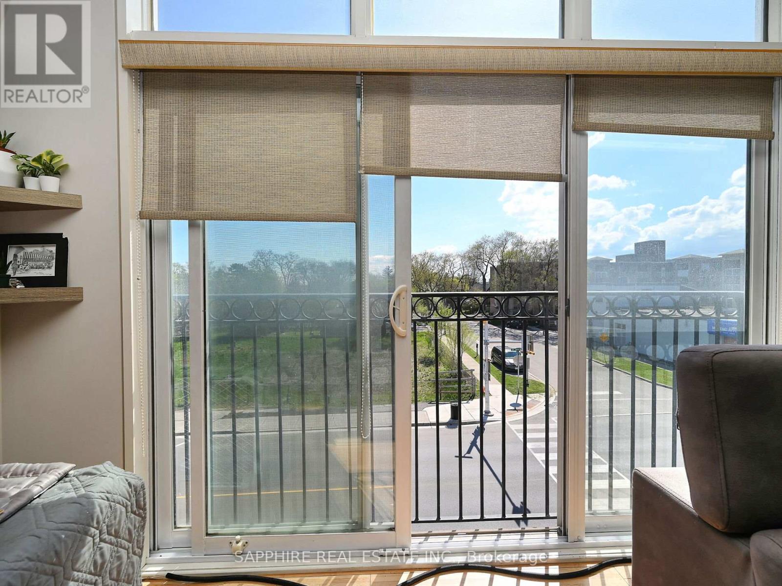 302 - 459 Kerr Street, Oakville, Ontario  L6K 3C2 - Photo 13 - W12572408