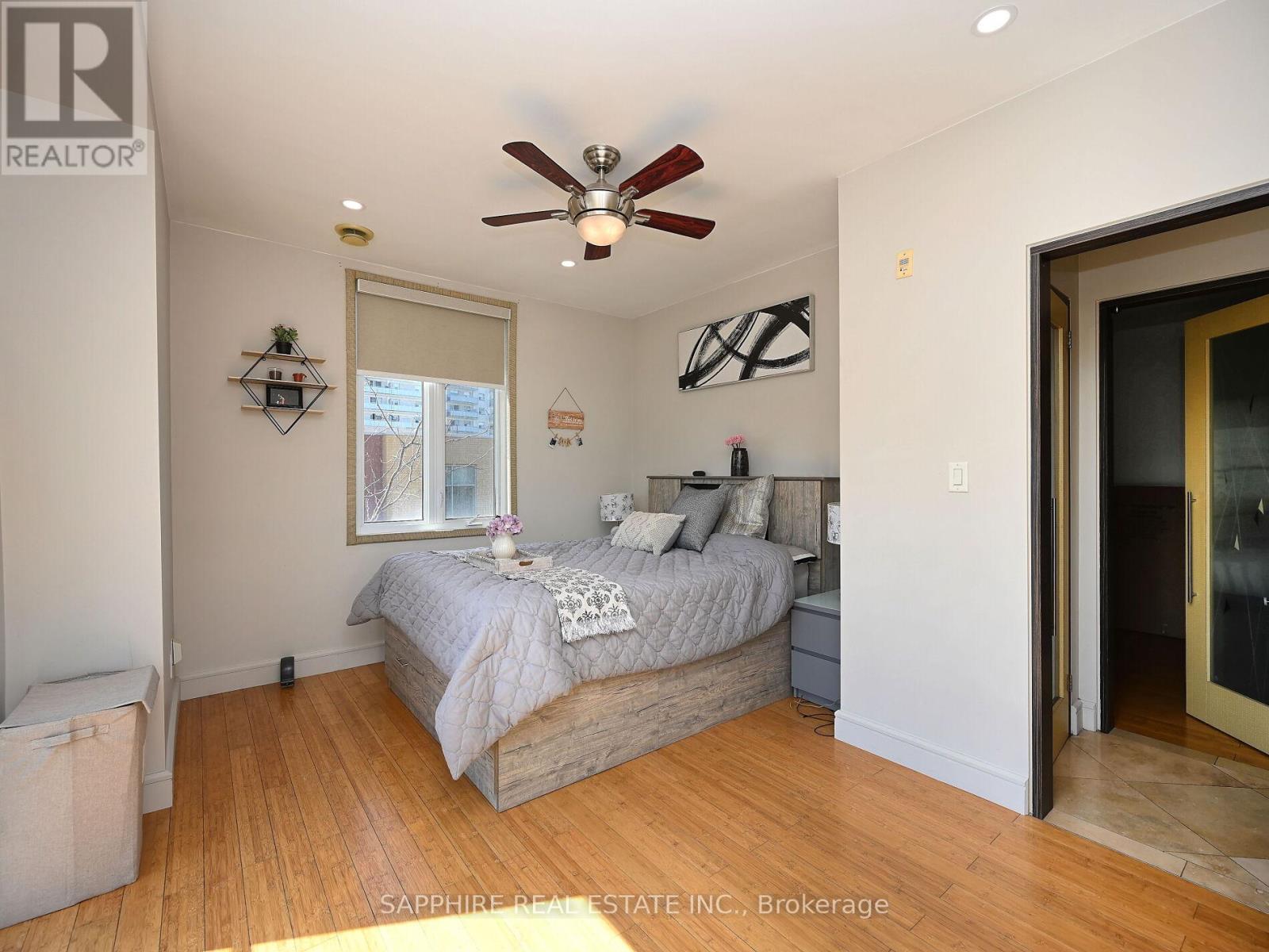 302 - 459 Kerr Street, Oakville, Ontario  L6K 3C2 - Photo 26 - W12572408